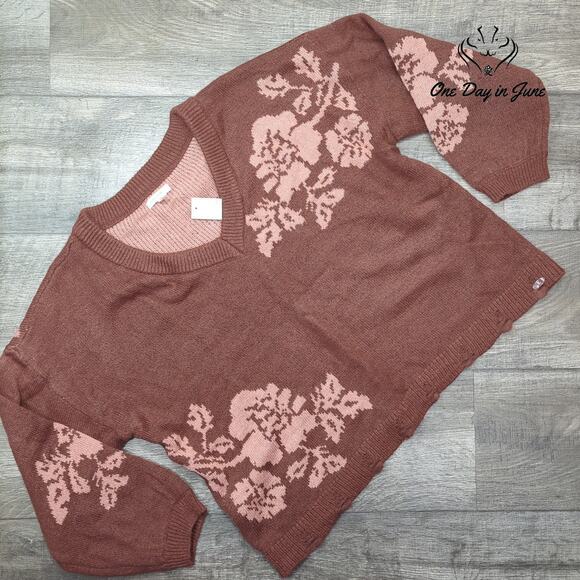 Maurices Long Sleeve V Neck Knit Sweater Size L - Picture 1 of 5